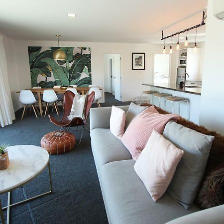5 - Delightful Space In Tranquil Neighbourhood, Close To The Lake Wanaka Buitenkant foto