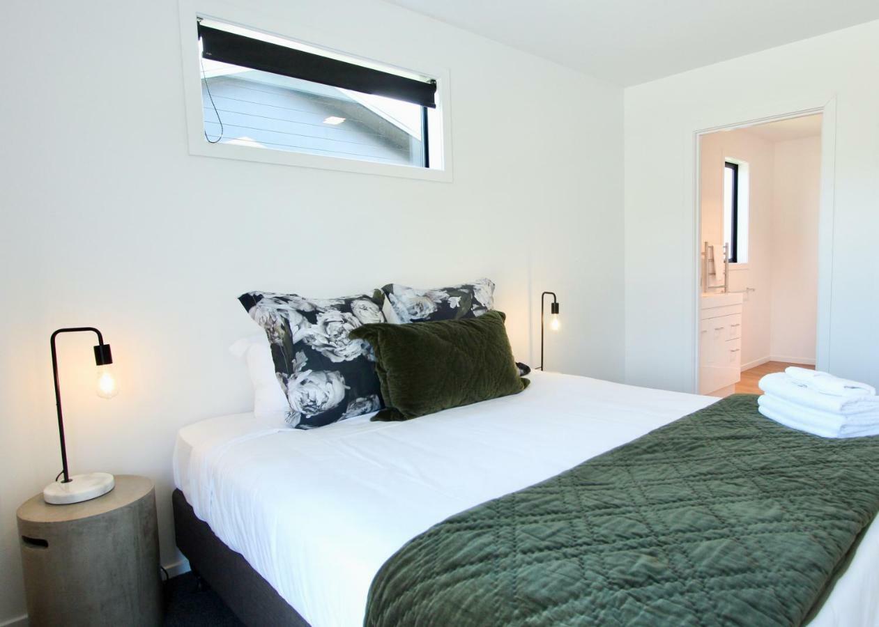 5 - Delightful Space In Tranquil Neighbourhood, Close To The Lake Wanaka Buitenkant foto