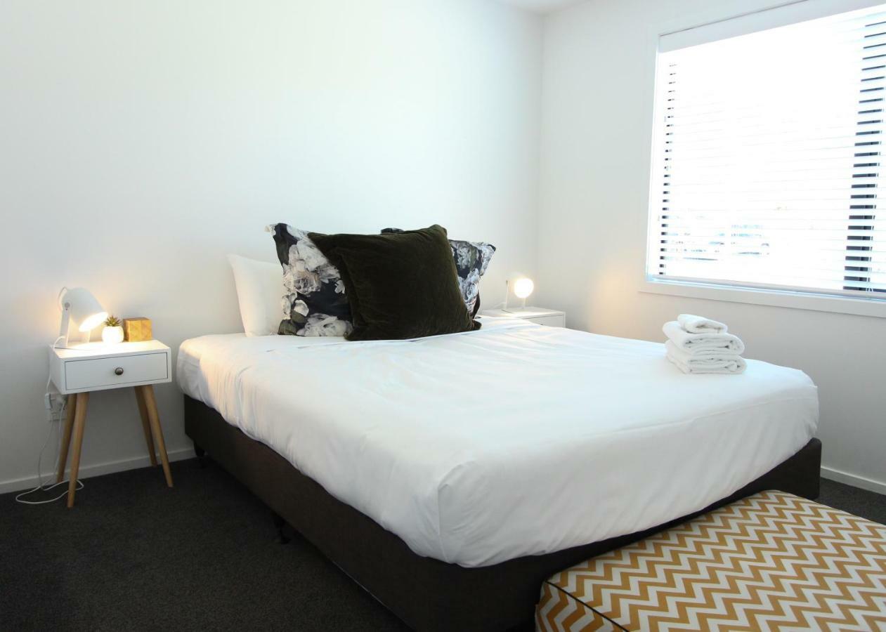 5 - Delightful Space In Tranquil Neighbourhood, Close To The Lake Wanaka Buitenkant foto