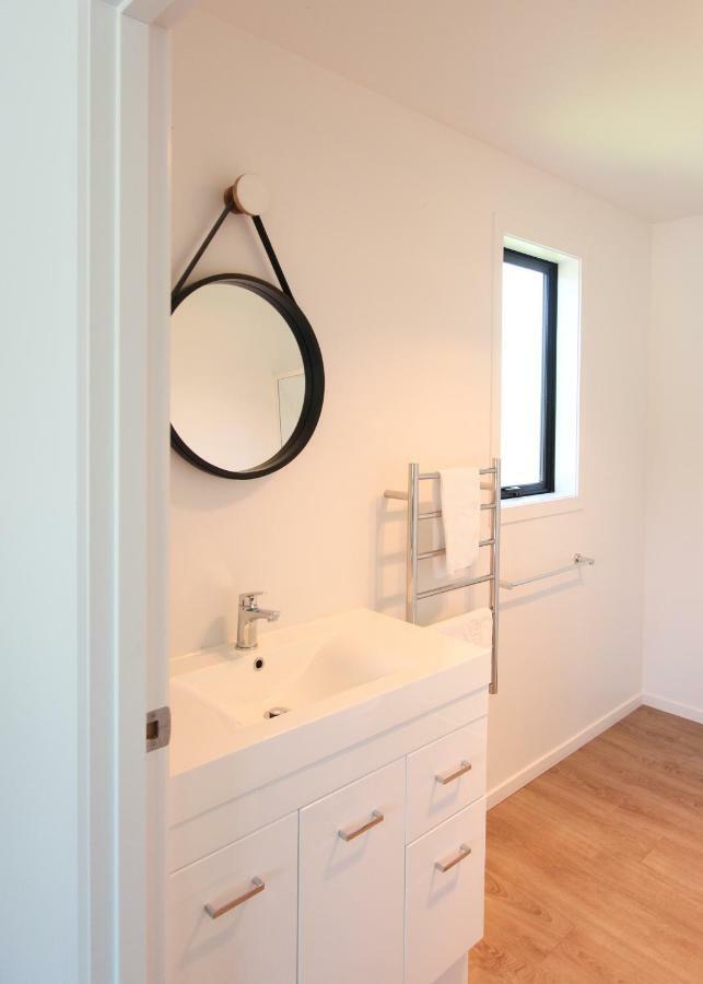 5 - Delightful Space In Tranquil Neighbourhood, Close To The Lake Wanaka Buitenkant foto